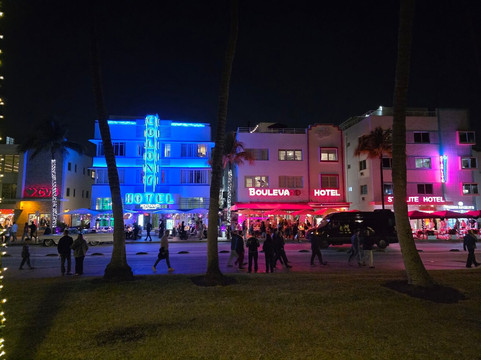 Scarface Cadillac Tribute-迈阿密海滩必去景点