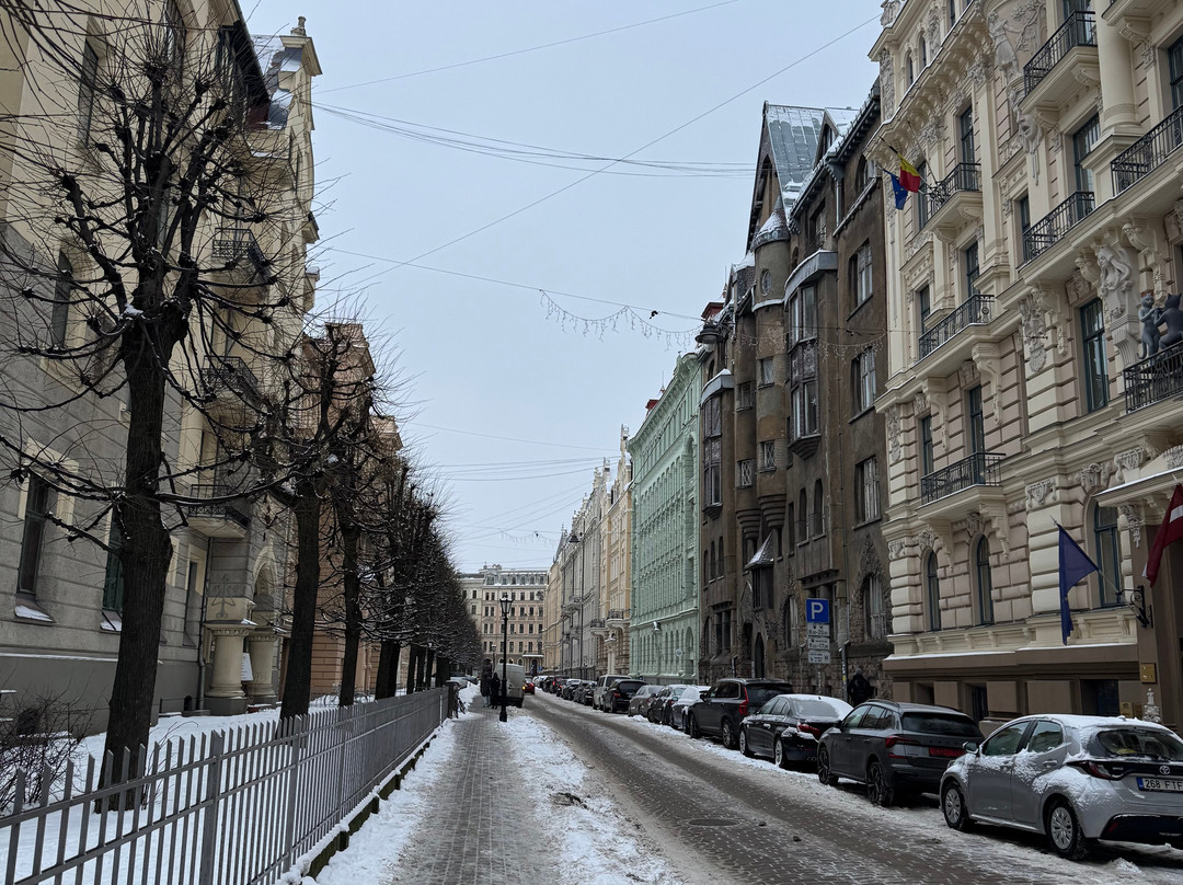 Riga  With  Us-里加必去景点
