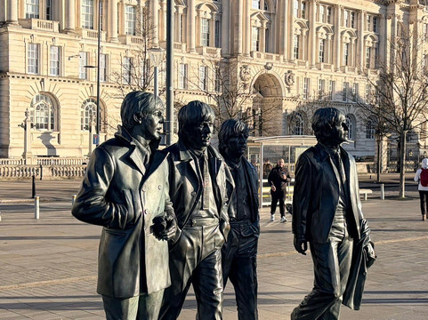 Beatles Statue-利物浦必去景点