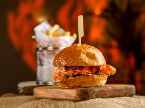 Bronze restaurant主图