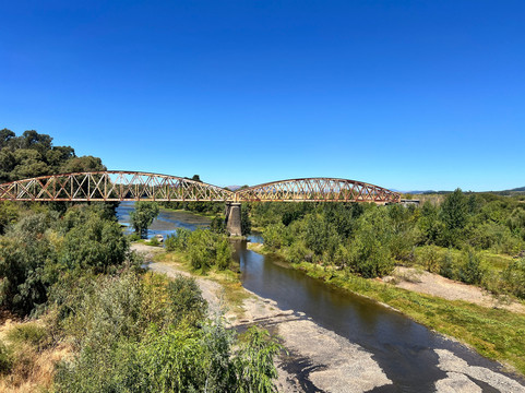 Puente Ferroviario Perquilauquén