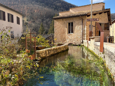 Streams of Rasiglia-Rasiglia必去景点