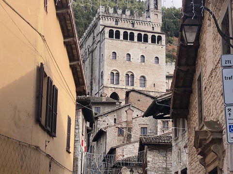 Palazzo dei Consoli and Museo Civico-古比奥必去景点