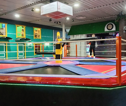 Dragon Tail Adventure Town (Lohesaba Seikluslinnak)-塔林必去景点