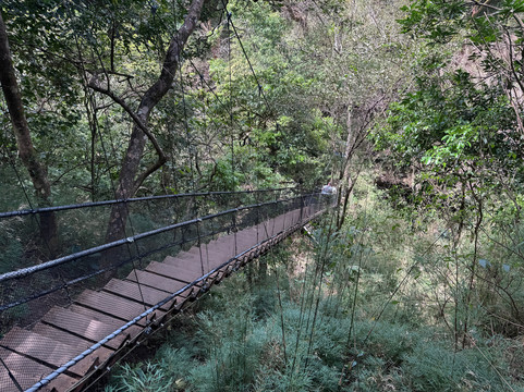 Oropendola Warterfall-瓜纳卡斯特自然保护区必去景点