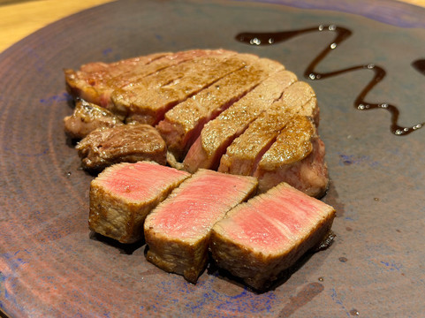 大阪鉄板焼き 神戸牛ステーキ Zin 難波店