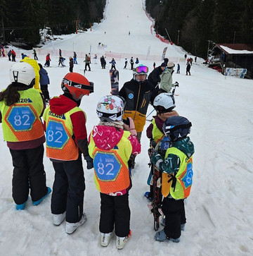 reSTART zona 82 SKI & SNOWBOARD SCHOOL-帕泊洛沃必去景点