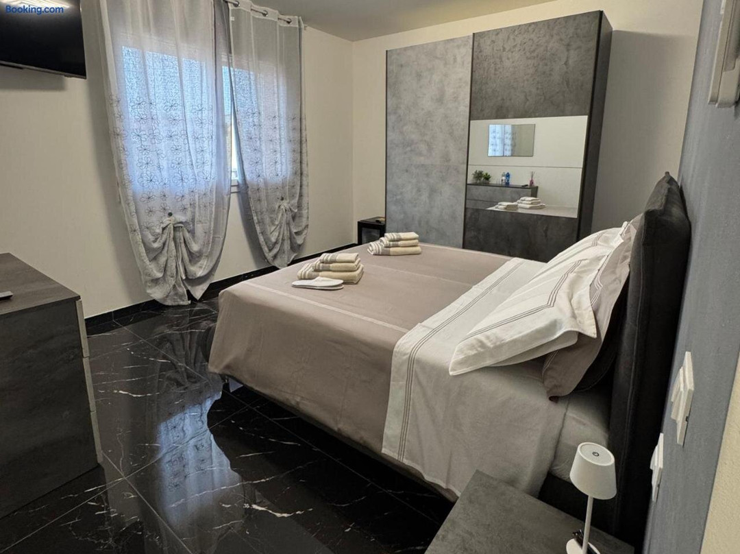 Aurora Rooms and Suite