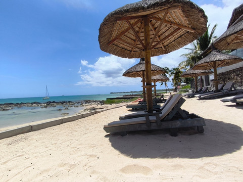 沃德斯海滩精品酒店