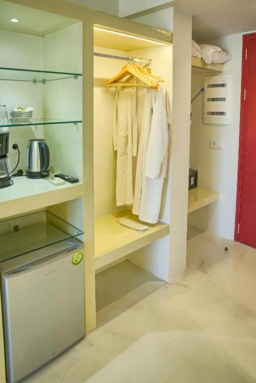Alia Suites And Spa