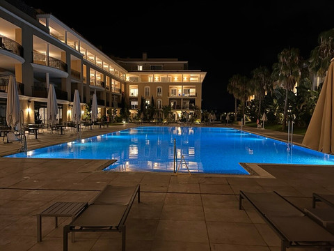 帕尔马海滩格鲁波特尔套房酒店&水疗中心主图