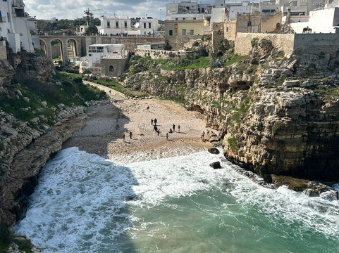 Puglialy-奥斯图尼必去景点