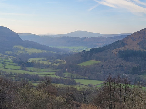 Llanthony Priory-Llanthony必去景点