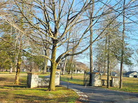 Finney Houses Historic District-Churchville必去景点