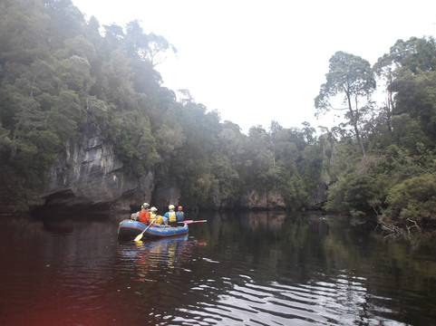 Franklin River Rafting-霍巴特必去景点