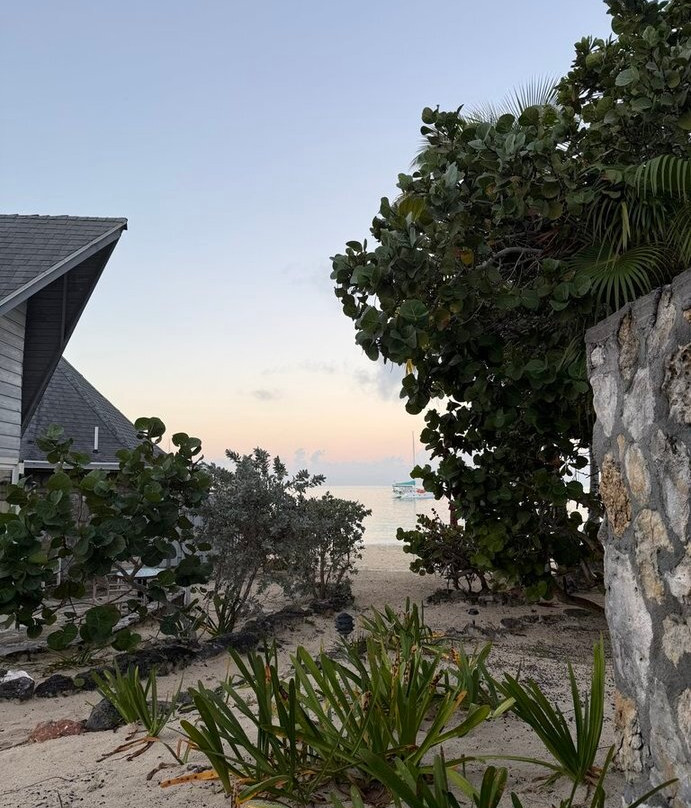 Fernandez Bay Village主图