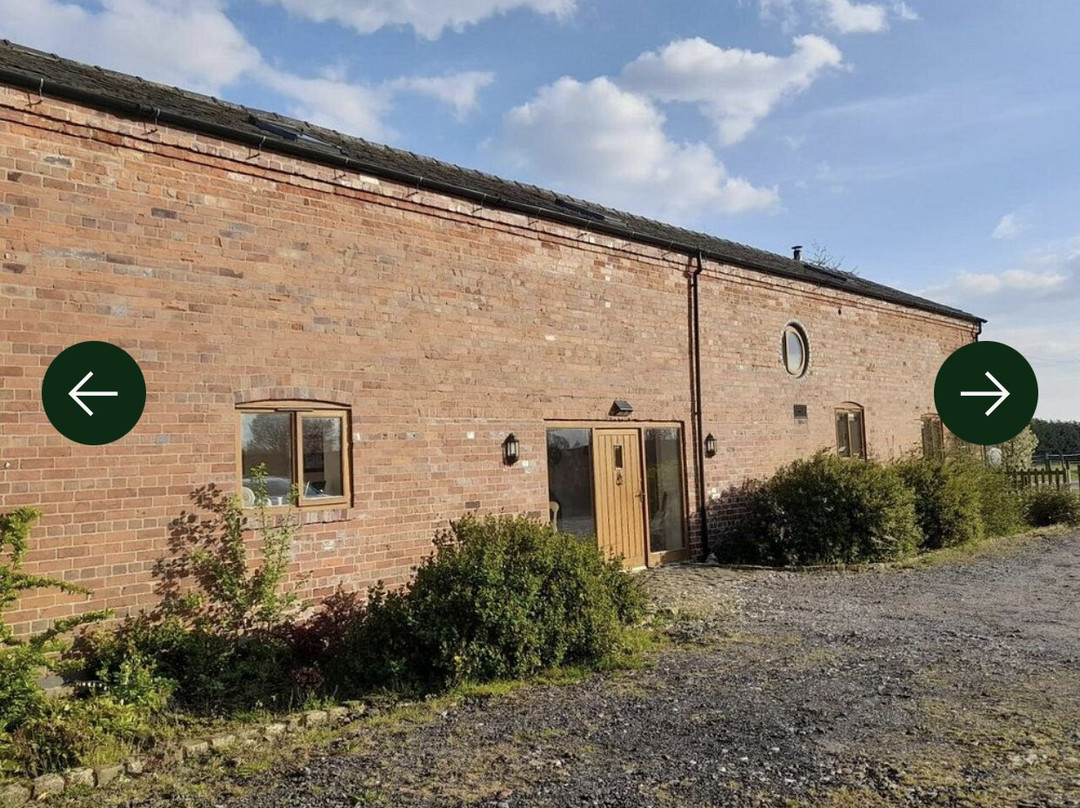 Mile House Barn Bed and Breakfast主图