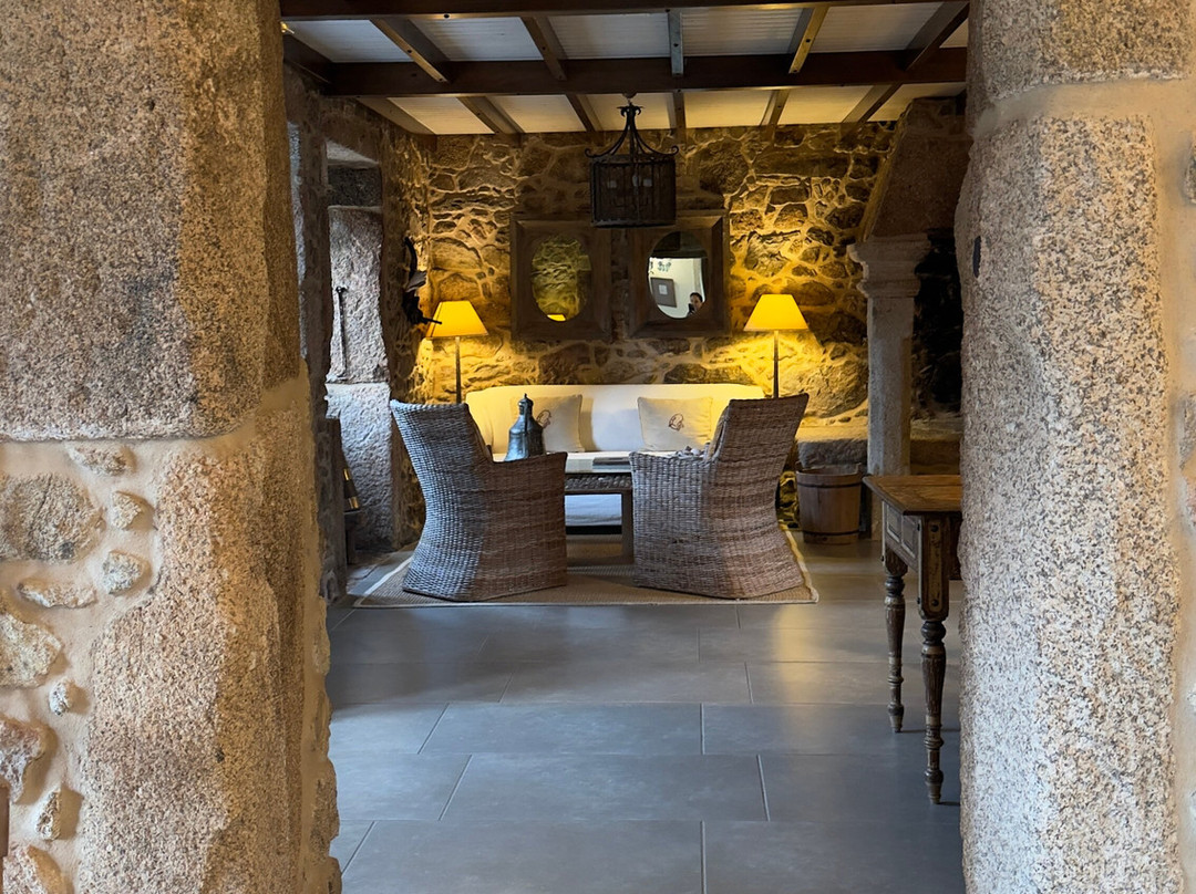 卢加尔多克塔里尼欧乡村酒店主图