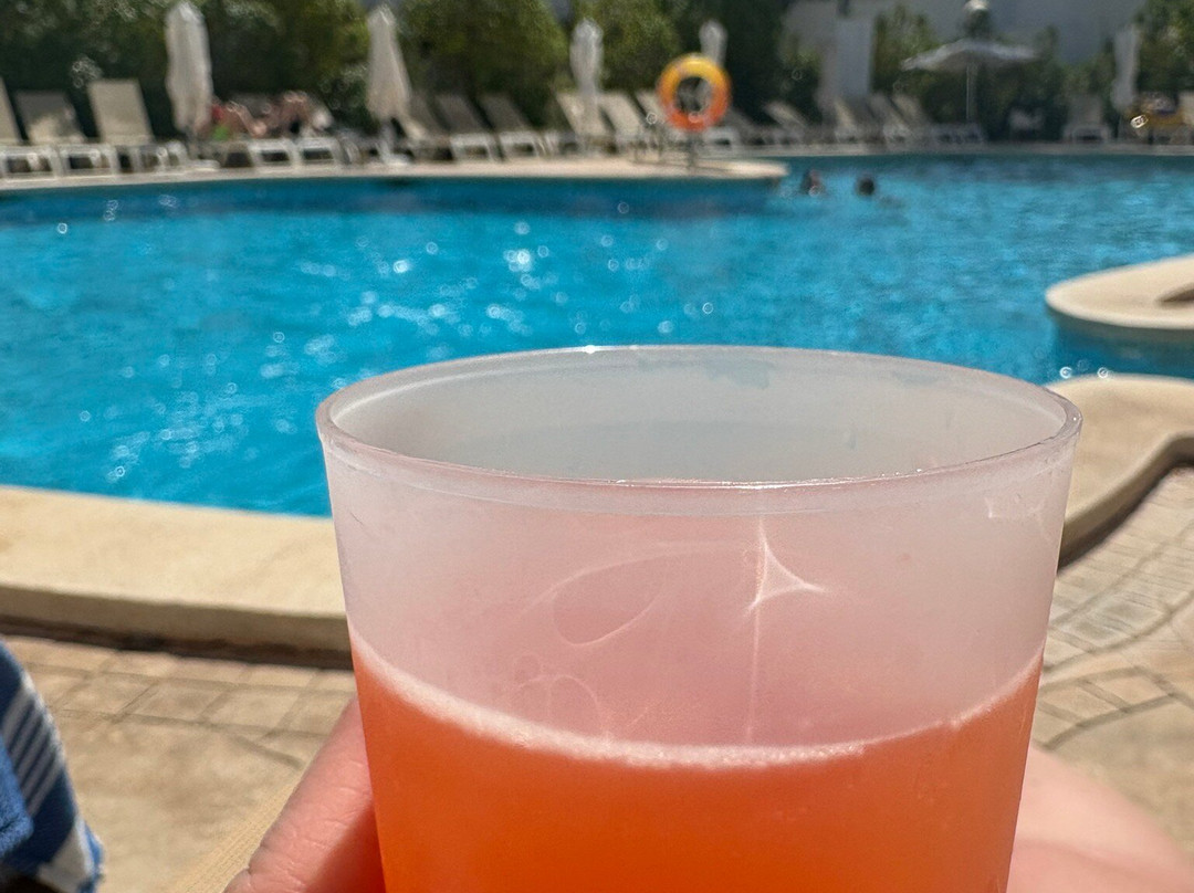 布兰卡城伊波罗之星海浪酒店主图