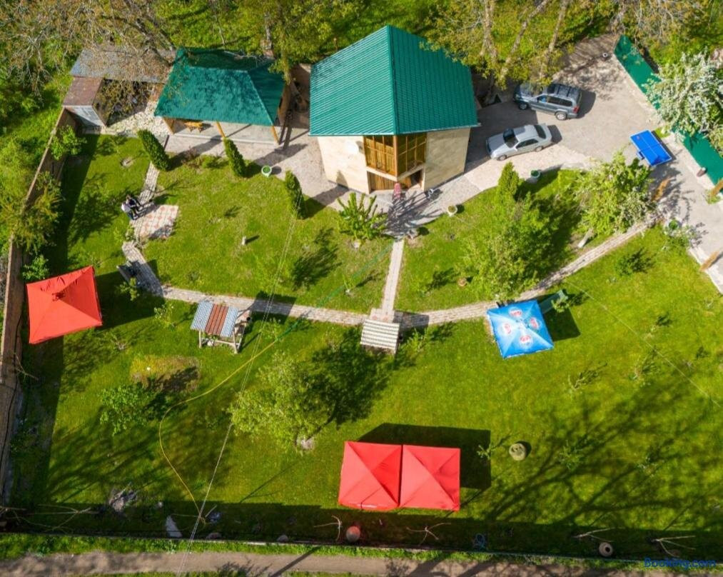 Alpina Guest House