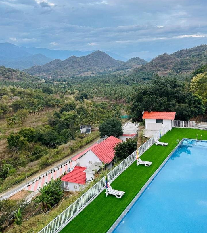 Mountain Breeze Resort Neyyans