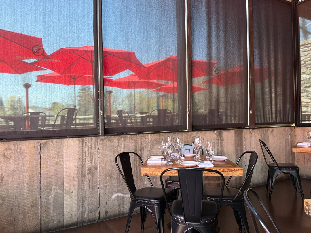 La Sponda Italian Restaurant & Wine Bar主图