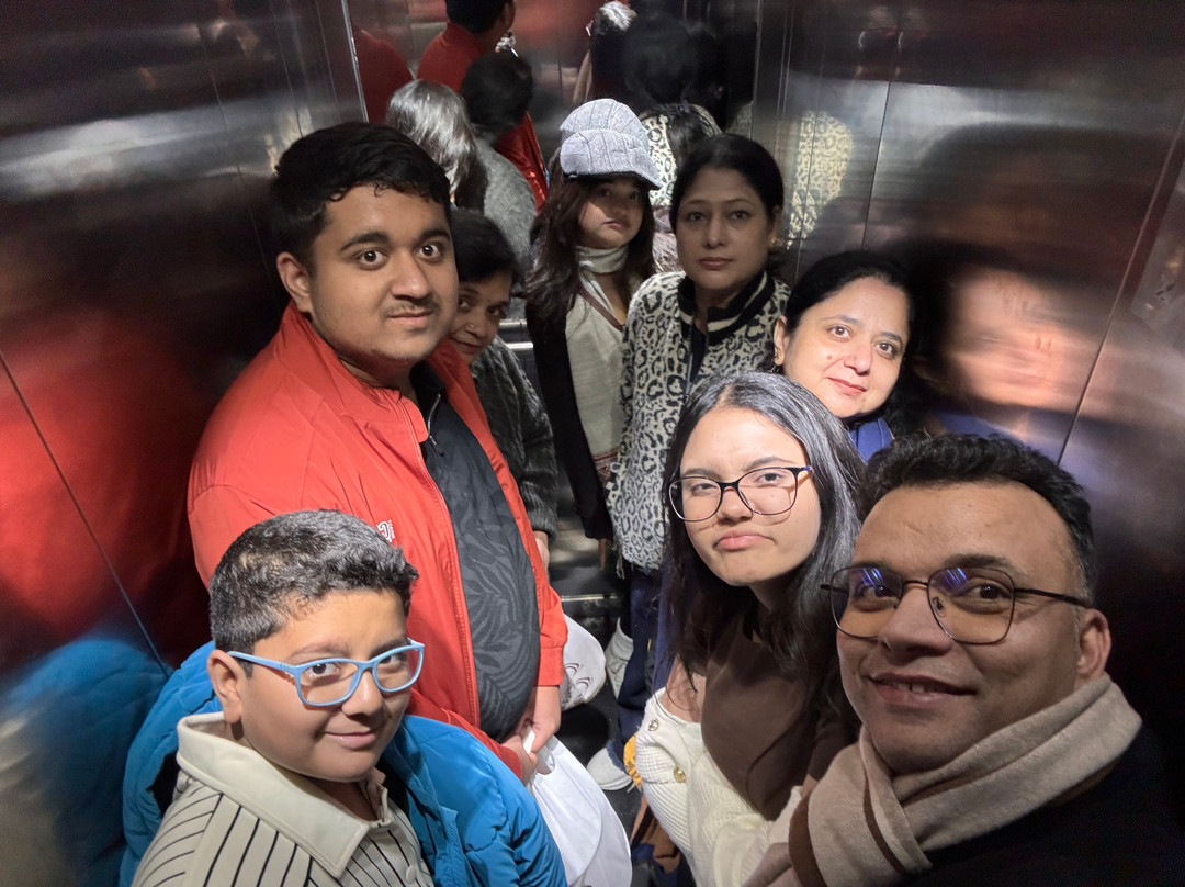 西姆拉雪谷度假酒店主图