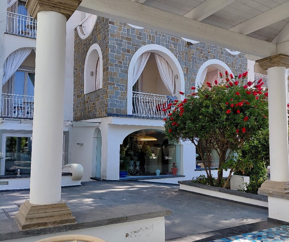 La Pineta Hotel Beach & Spa主图