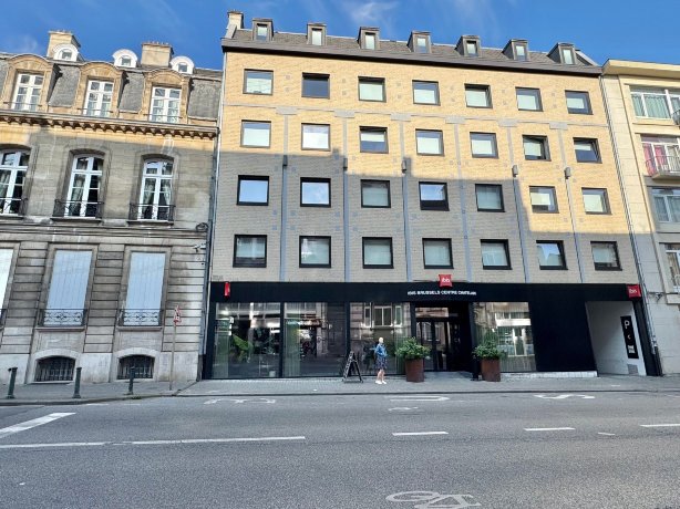 宜必思查特莱兰布鲁塞尔中心酒店-旅行者
