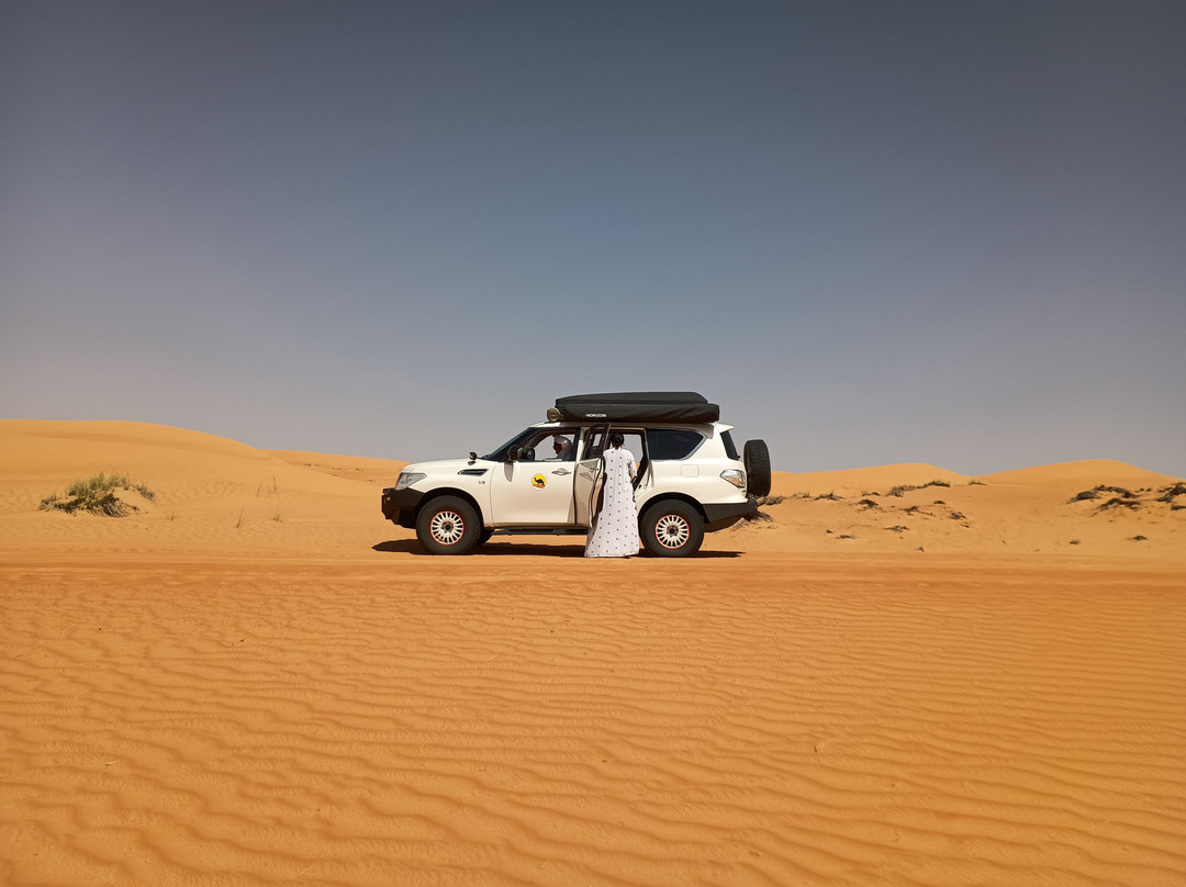 Desert Camels Adventure Tours-尼日瓦必去景点