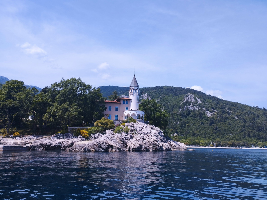 Ema and Marlin Boat Tours-欧帕提亚必去景点