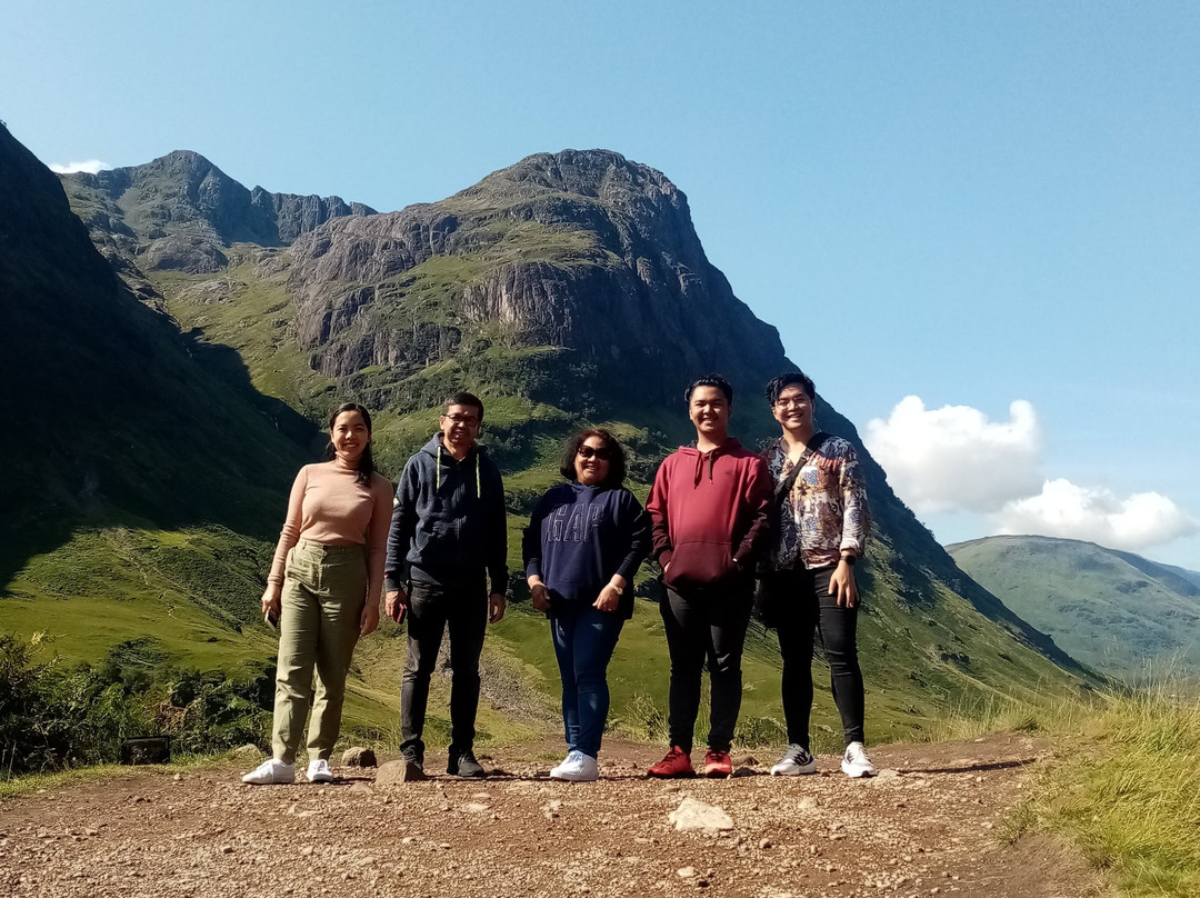Sixstar Bespoke Tours