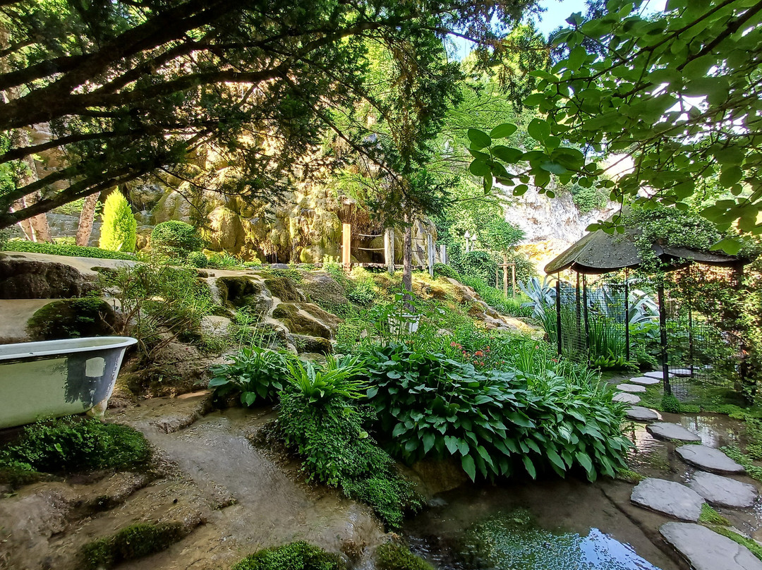 Jardin Des Fontaines Pétrifiantes-La Sone必去景点