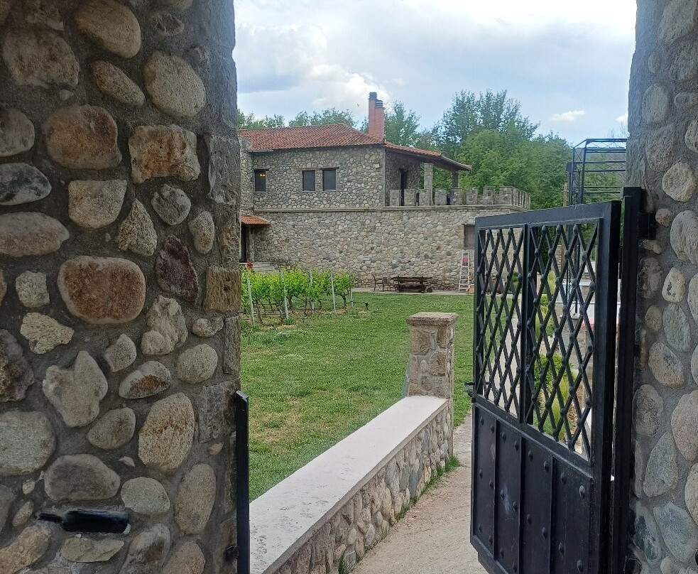 Domaine Liakou-卡兰巴卡必去景点
