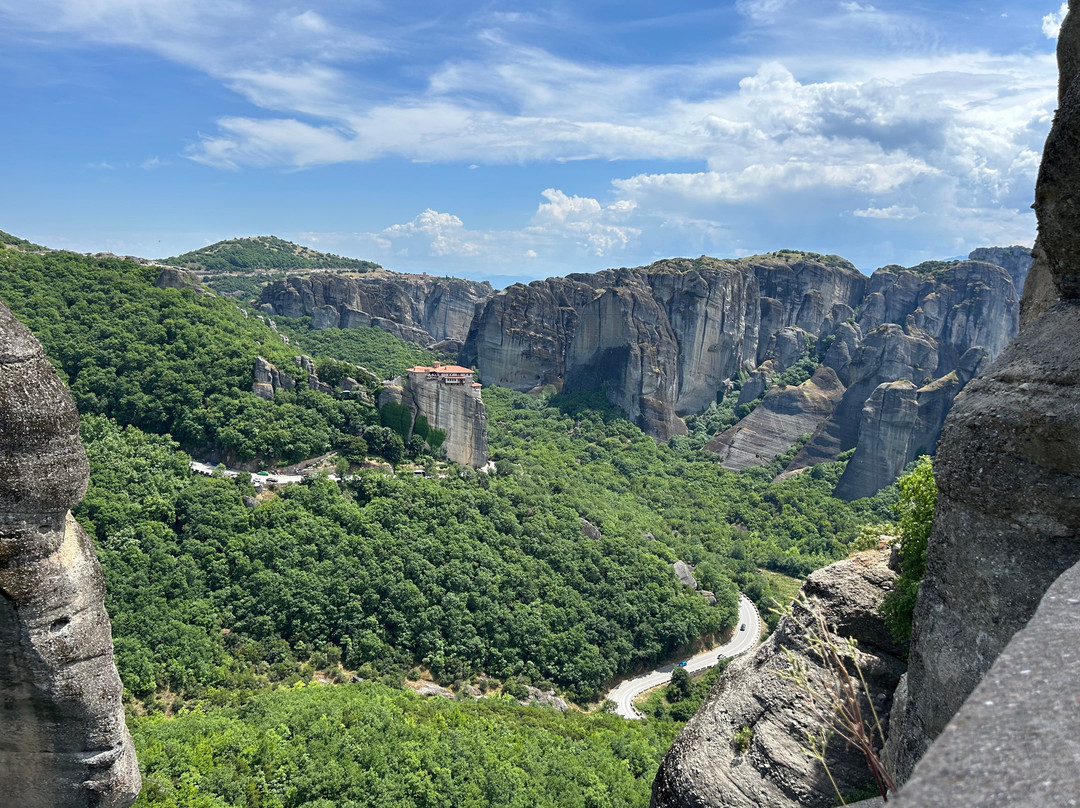 Meteora Thrones - Travel & Tourism Center-卡兰巴卡必去景点