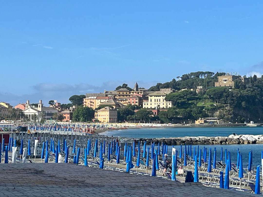 Baia delle Favole-东塞斯特里必去景点