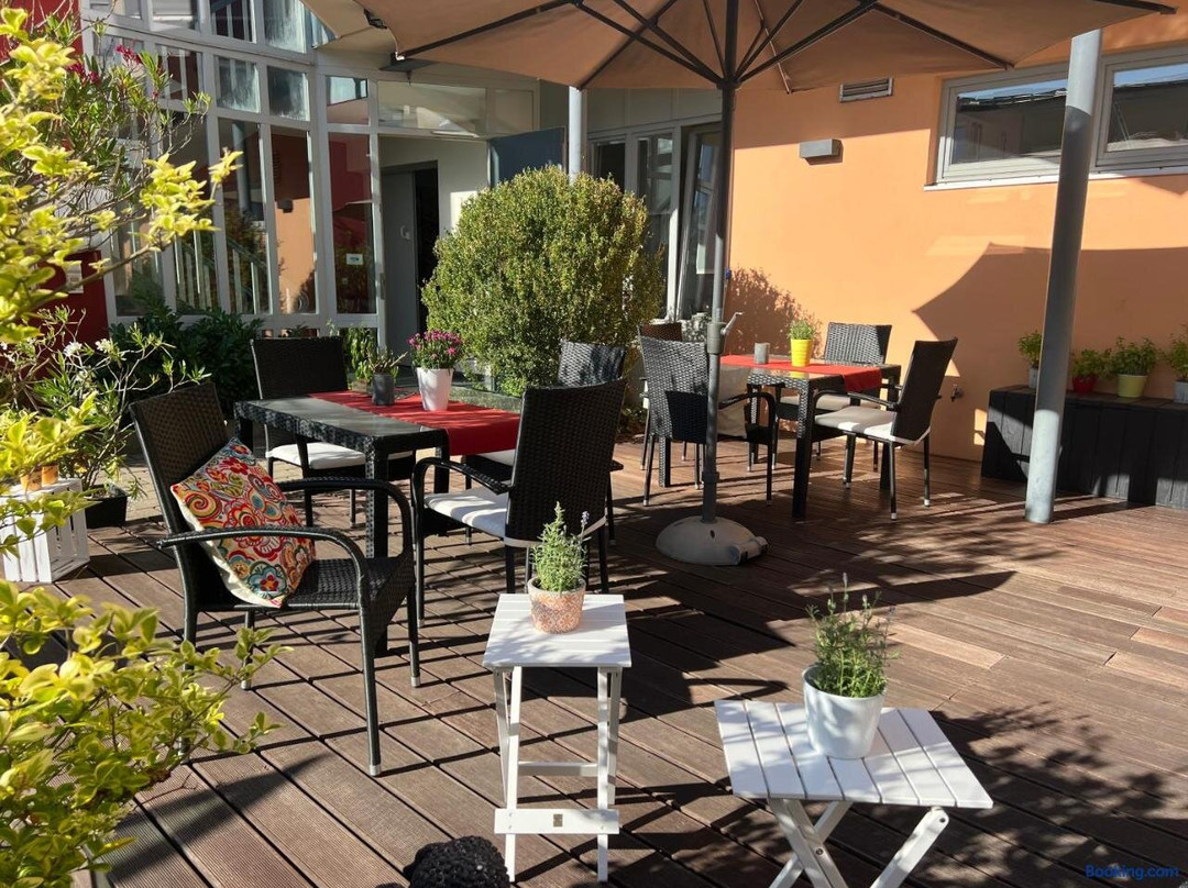 Offenhausen酒店住宿-Matchpoint Hotel