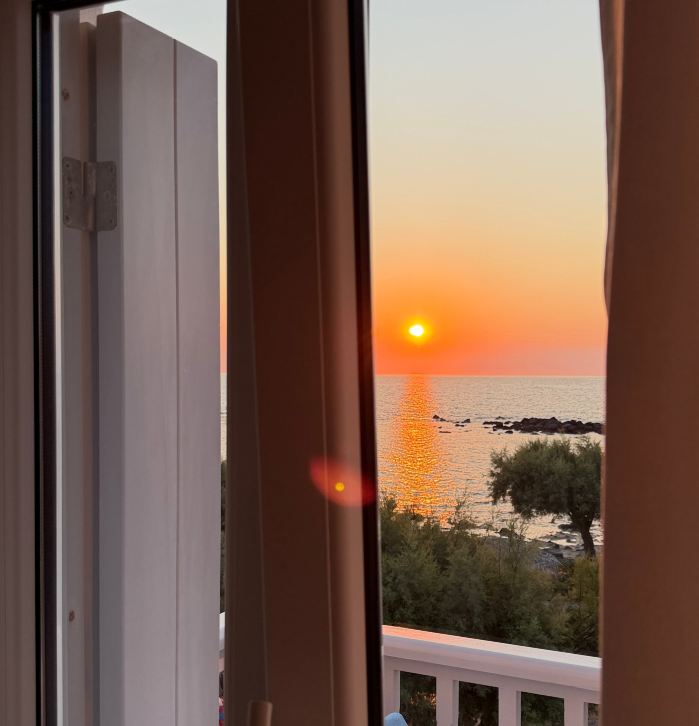 Nefeli Sunset Studios-旅行者