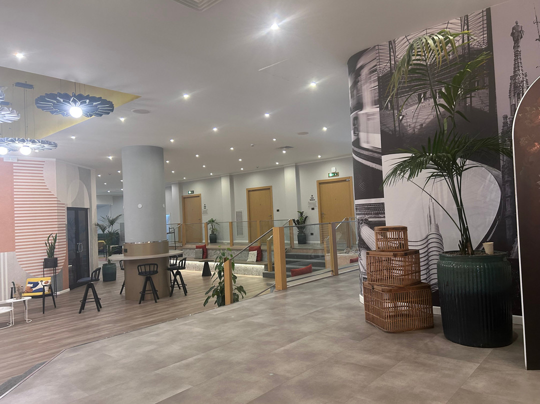 米兰阿萨戈假日酒店主图