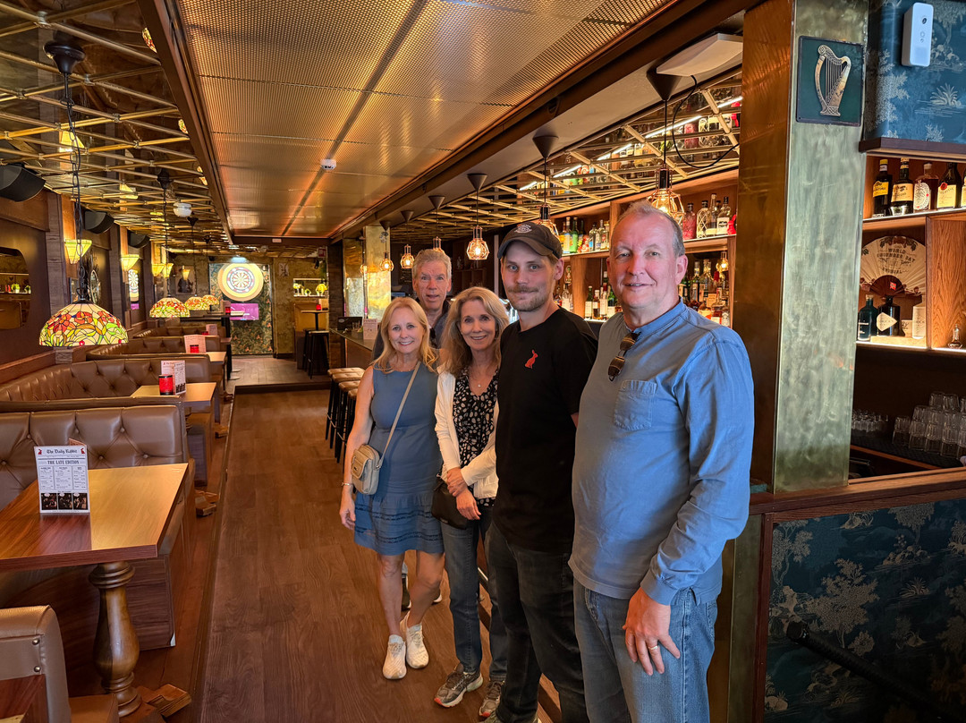 Red Rabbit Pub