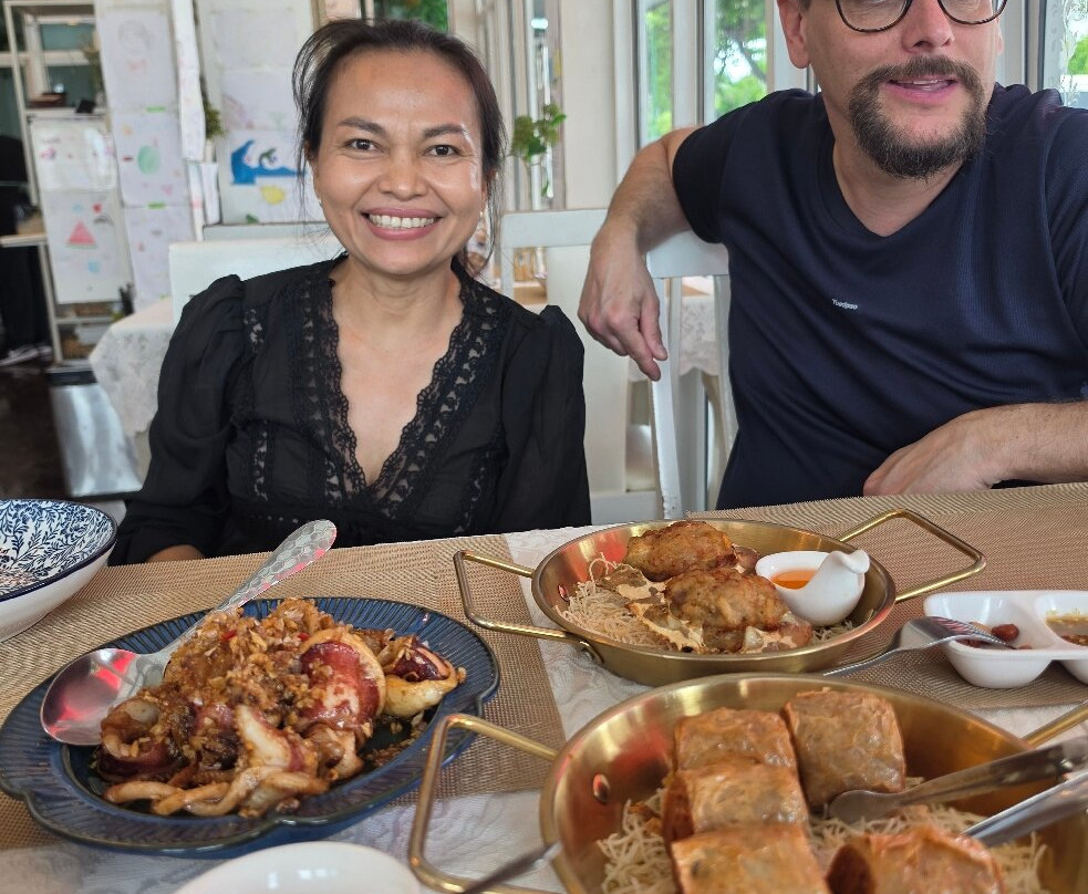 Jarin Bangsaen Restaurant