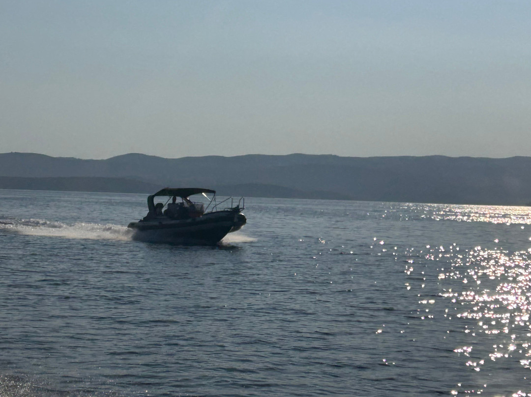 Rent A Boat Dalmacija-Kastel Luksic必去景点