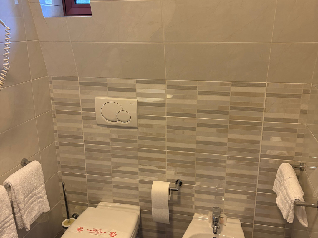 费德里克伊尔酒店主图