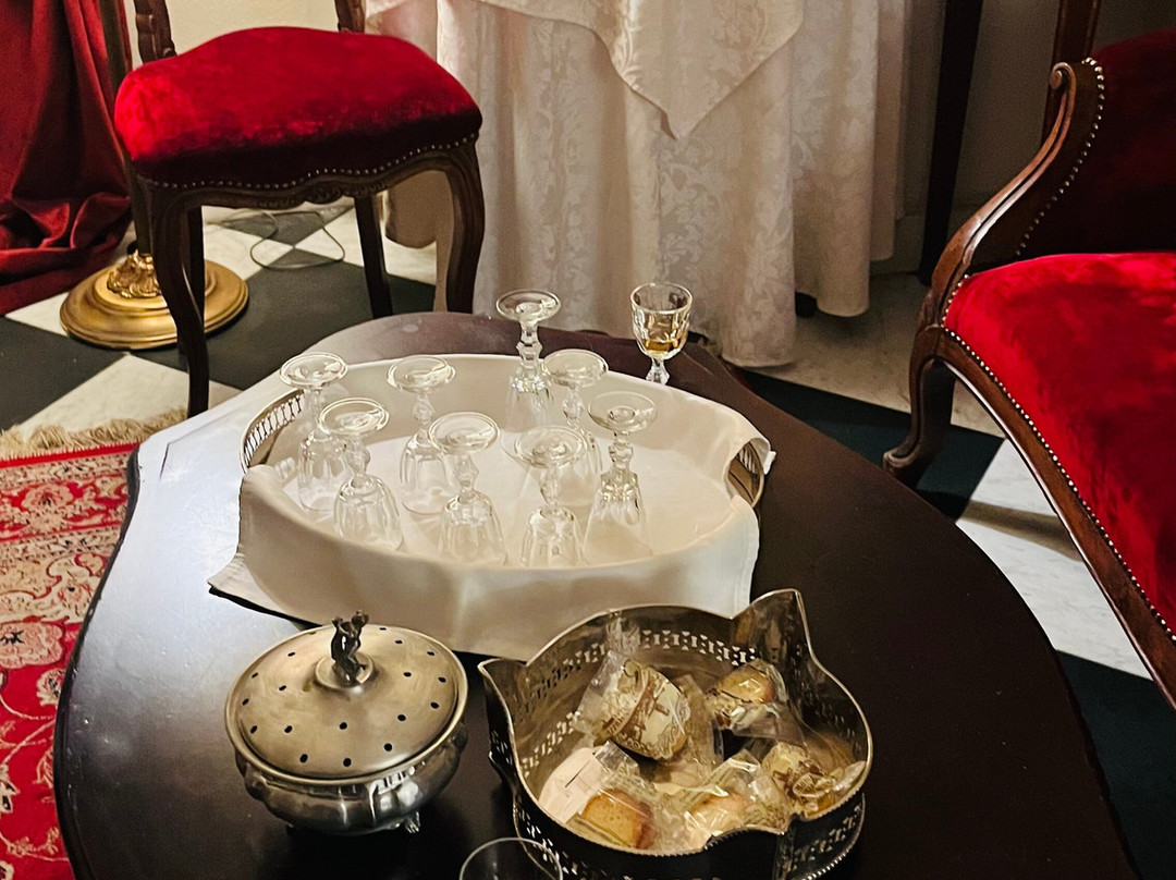 玛格丽塔公爵夫人酒庄酒店主图