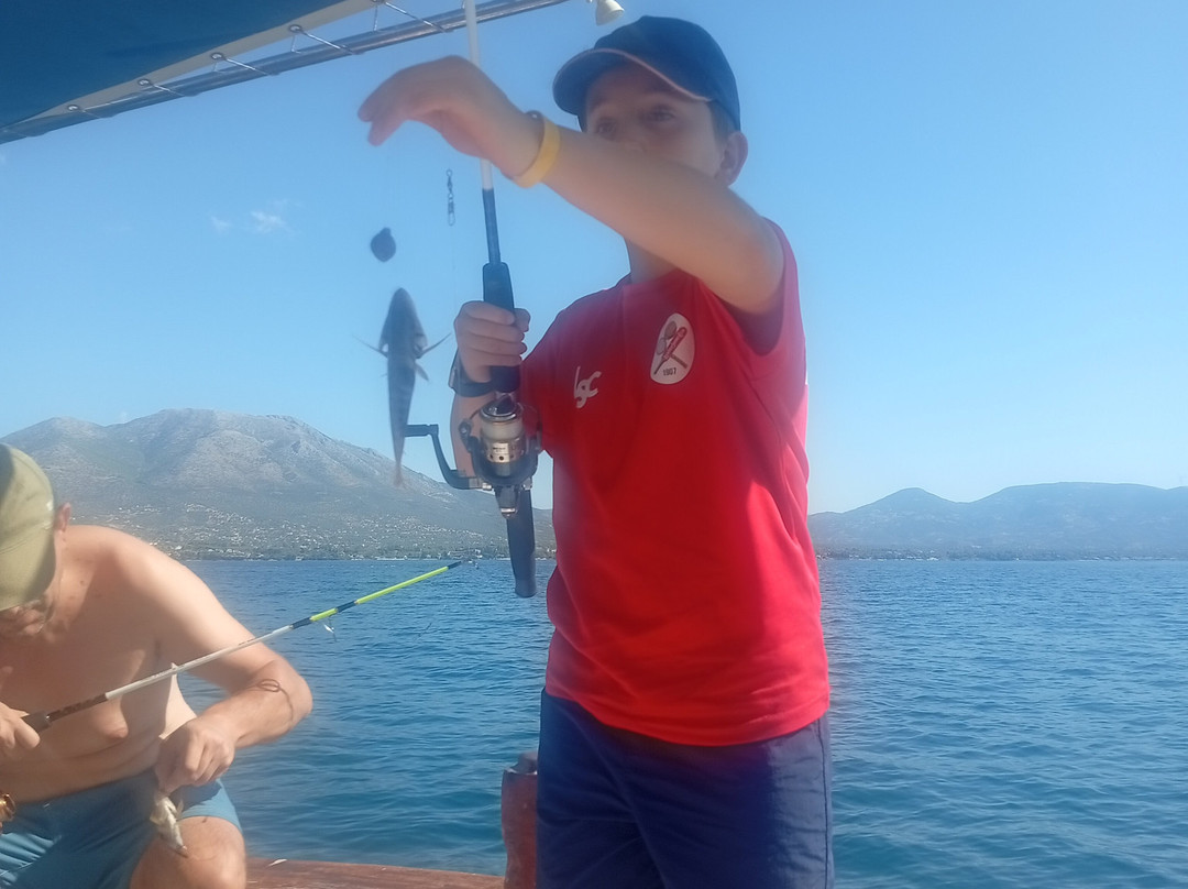 Evia Tours & Cruises-Khalkis必去景点