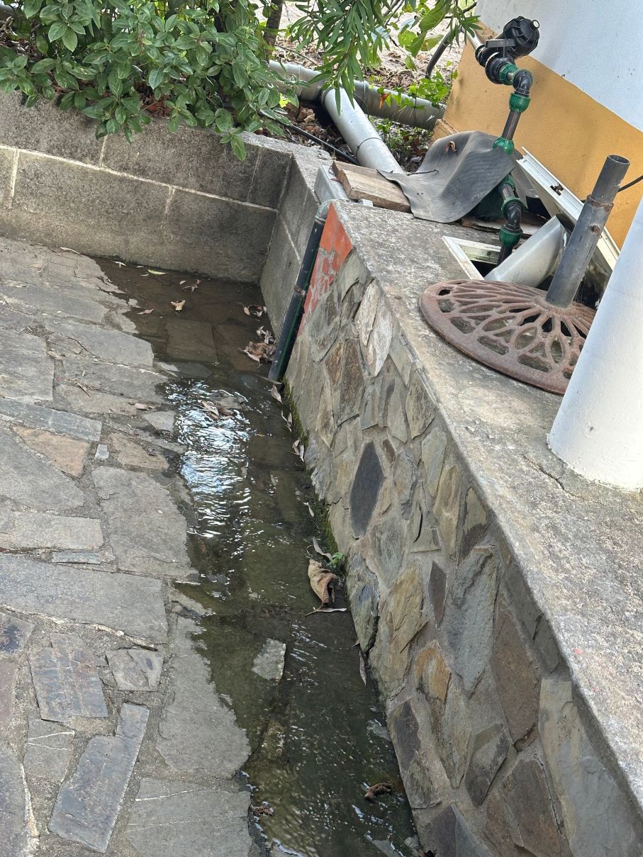 阿尔佩杜拉斯山酒店-旅行者