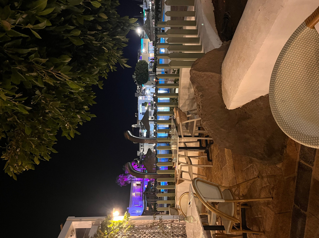 La Piazza Italian Bistro