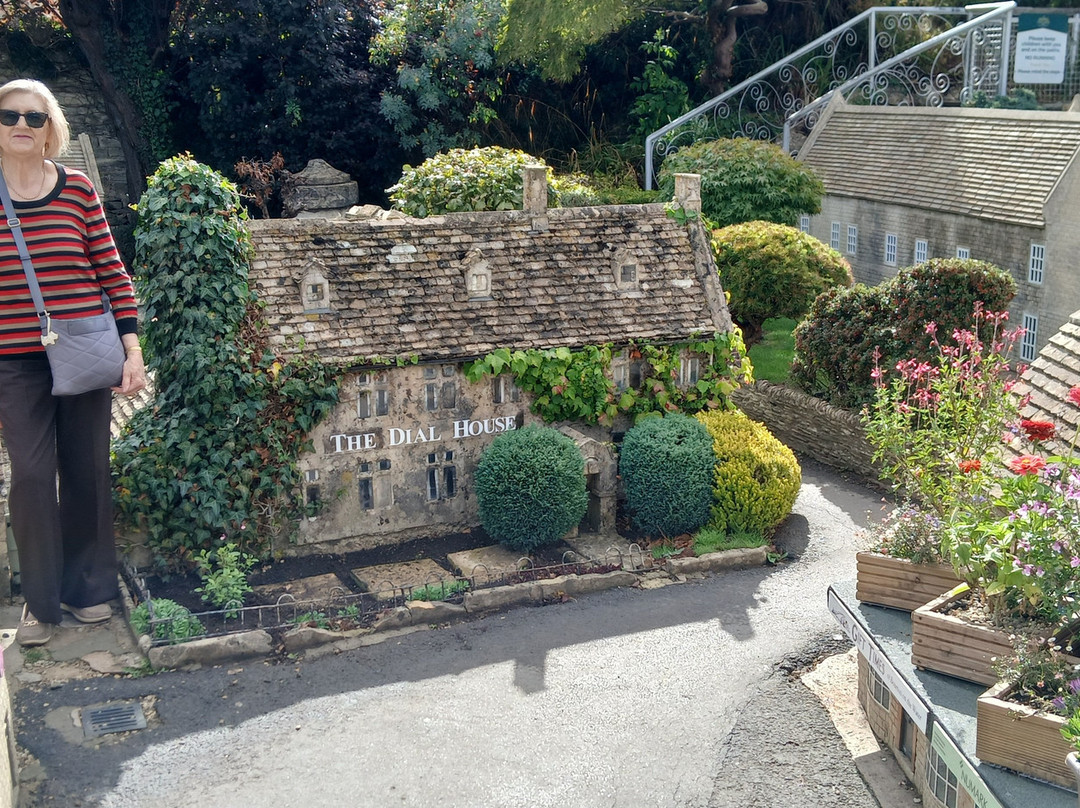 戴尔豪斯酒店主图