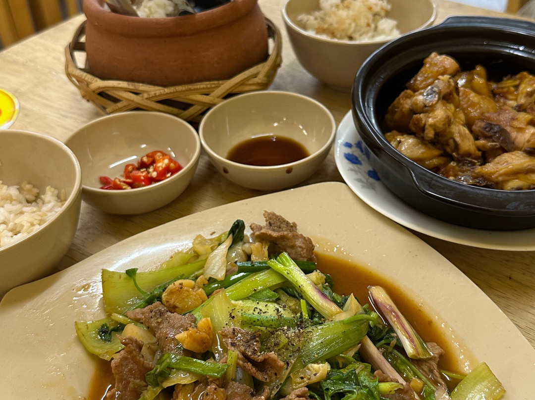 Cơm Niêu Toàn Phát