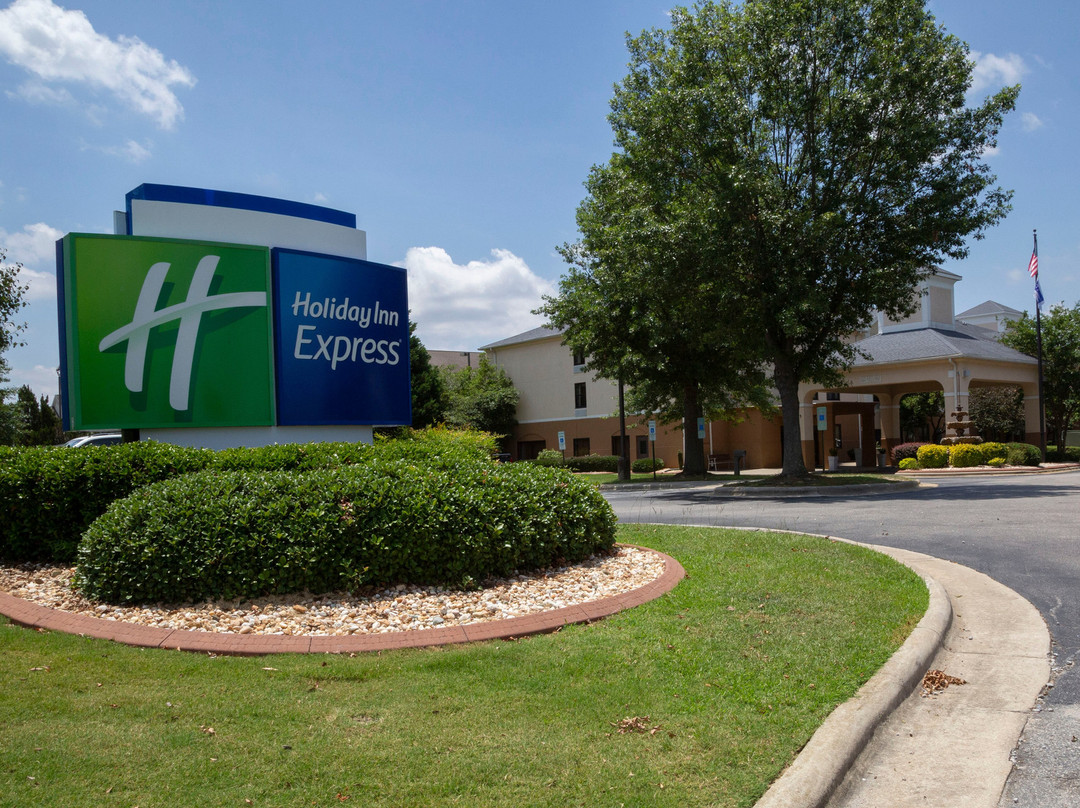 Holiday Inn Express Clayton (SE Raleigh) by IHG主图